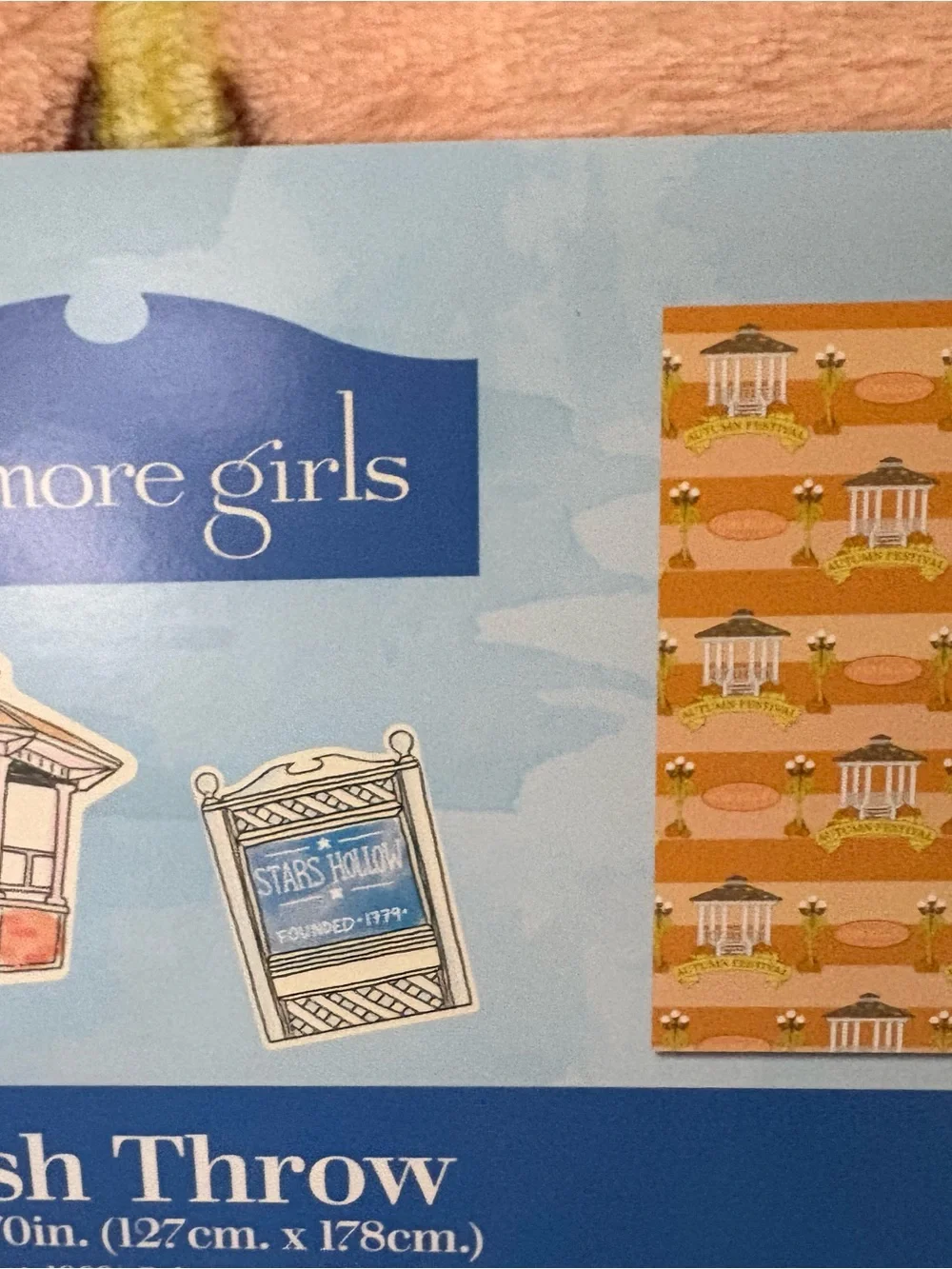NEW Fall Gilmore Girls Stars Hollow Autumn Festival Plush Throw Blanket